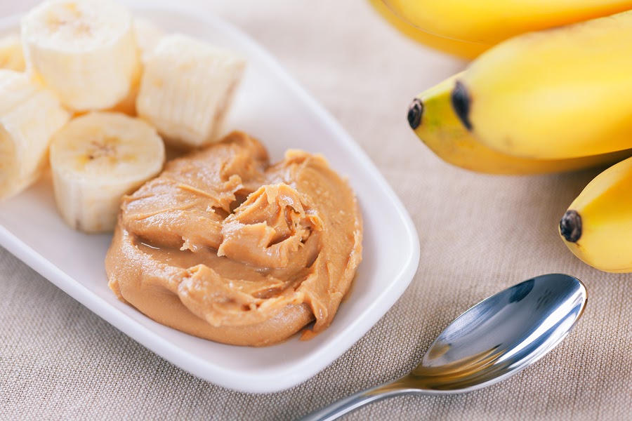 Bananas and Peanut Butter as a Healthy Snack